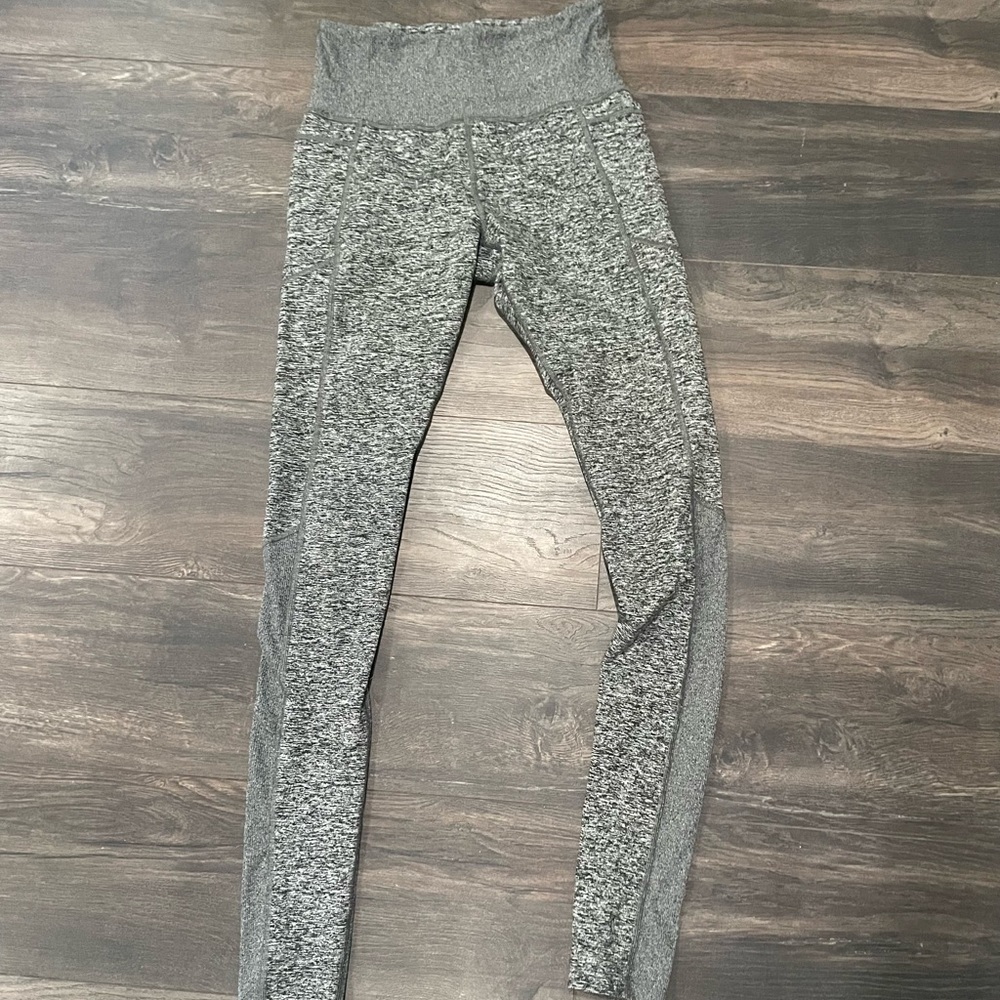 Athleta Exhale Heel Tight | Size Small